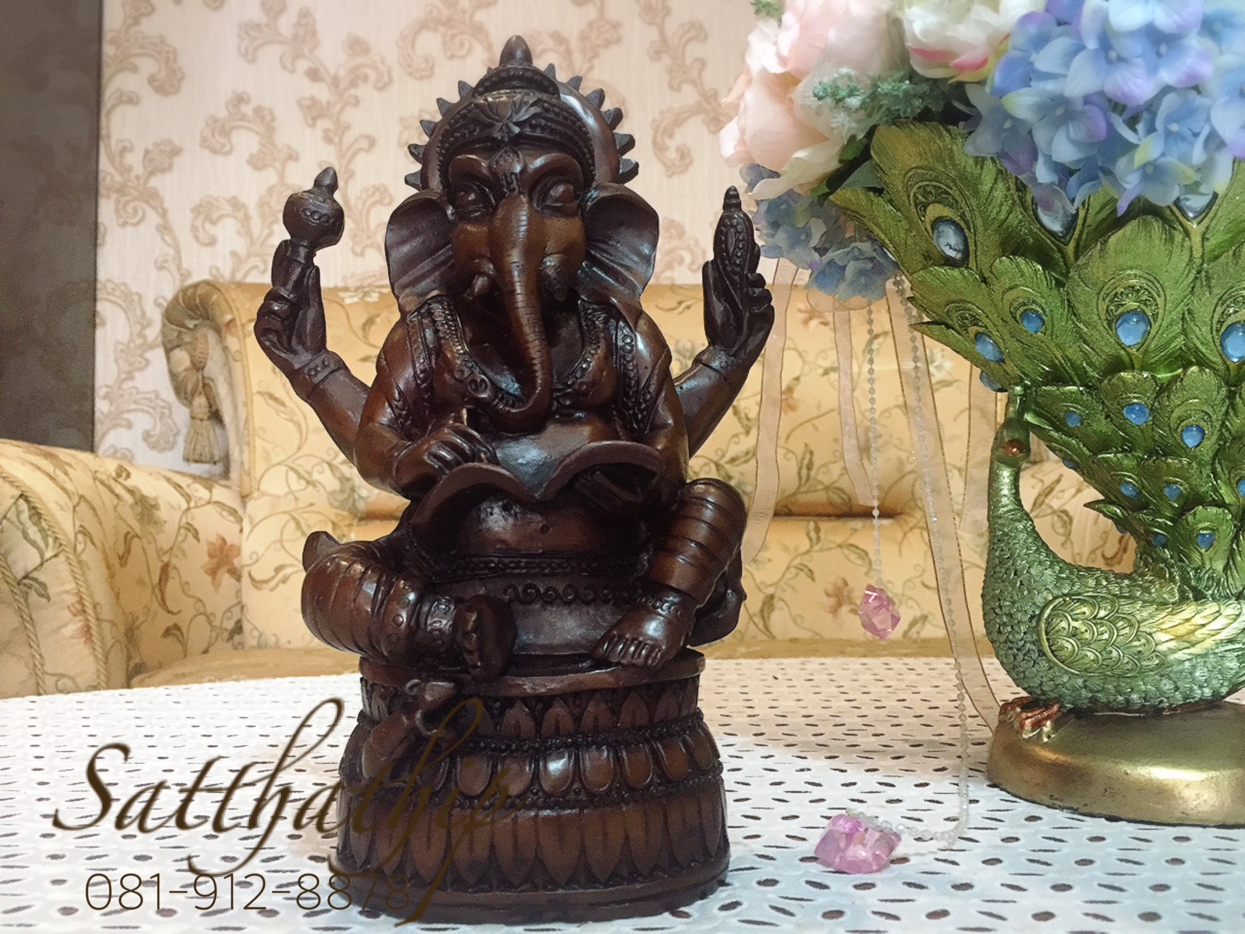 [สินค้าหมด - sold out***] พระพิฆเณศ ปางอ่านหนังสือ (เรซิ่น) - Ganesha: Lord of Success