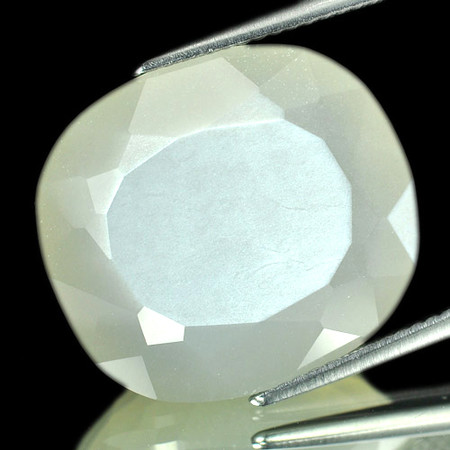 มูนสโตน (Moon Stone) 17.25 กะรัตสวย
