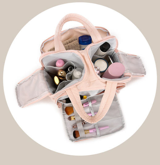 กระเป๋าถือสำหรับผู้หญิง,กระเป๋าใส่ของ,กระเป๋าใส่เครื่องสำอาง