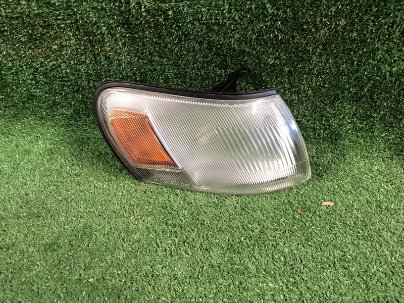 ไฟท้าย R Toyota Corolla AE100 1993-1997