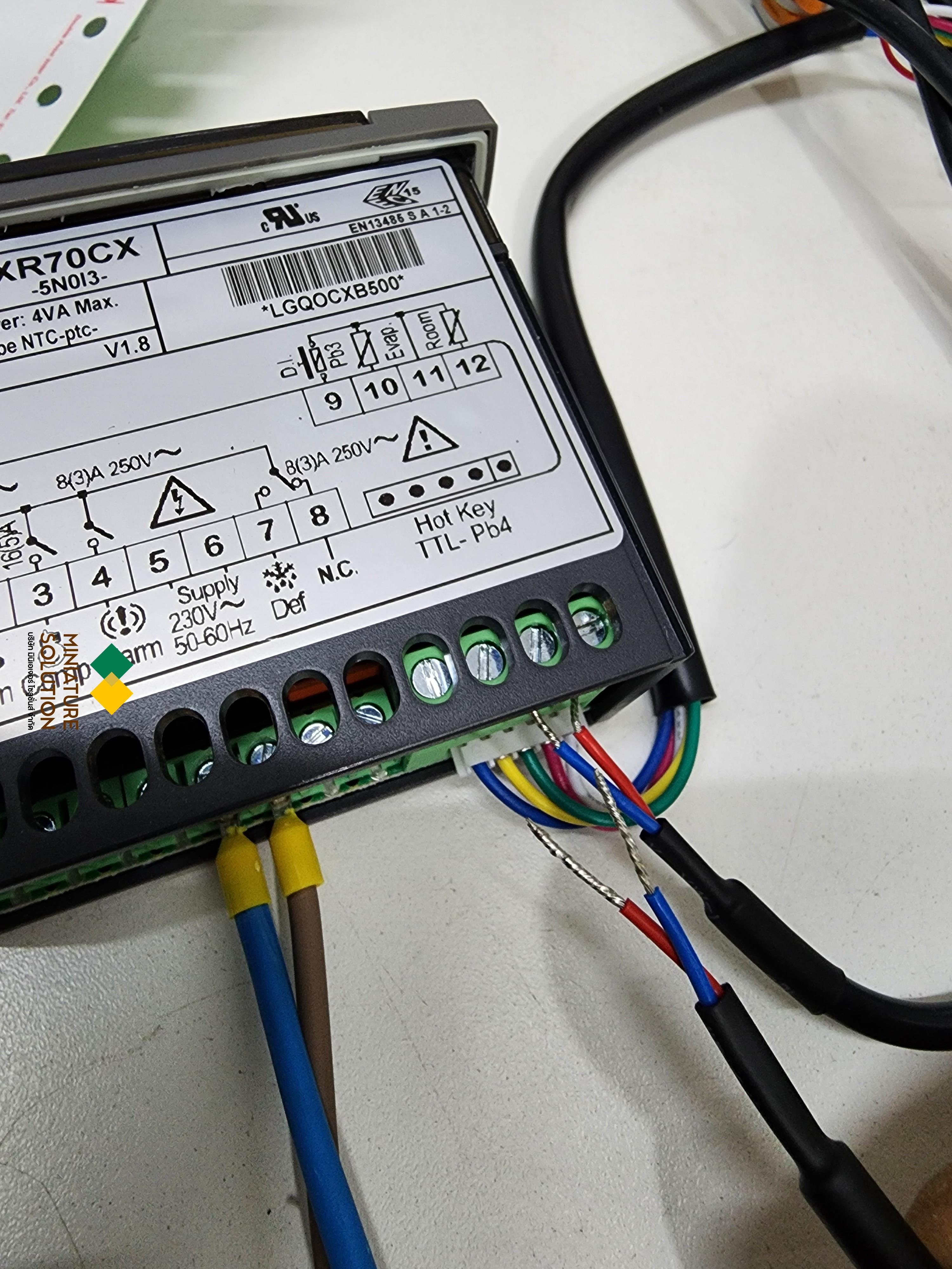 ตู้ควบคุม AHU ระบบทำความเย็นตู้คอนเทนเนอร์ วัดอุณหภูมิ ความชื้น วัดการใช้พลังงานไฟฟ้าเพื่อลดค่าไฟ