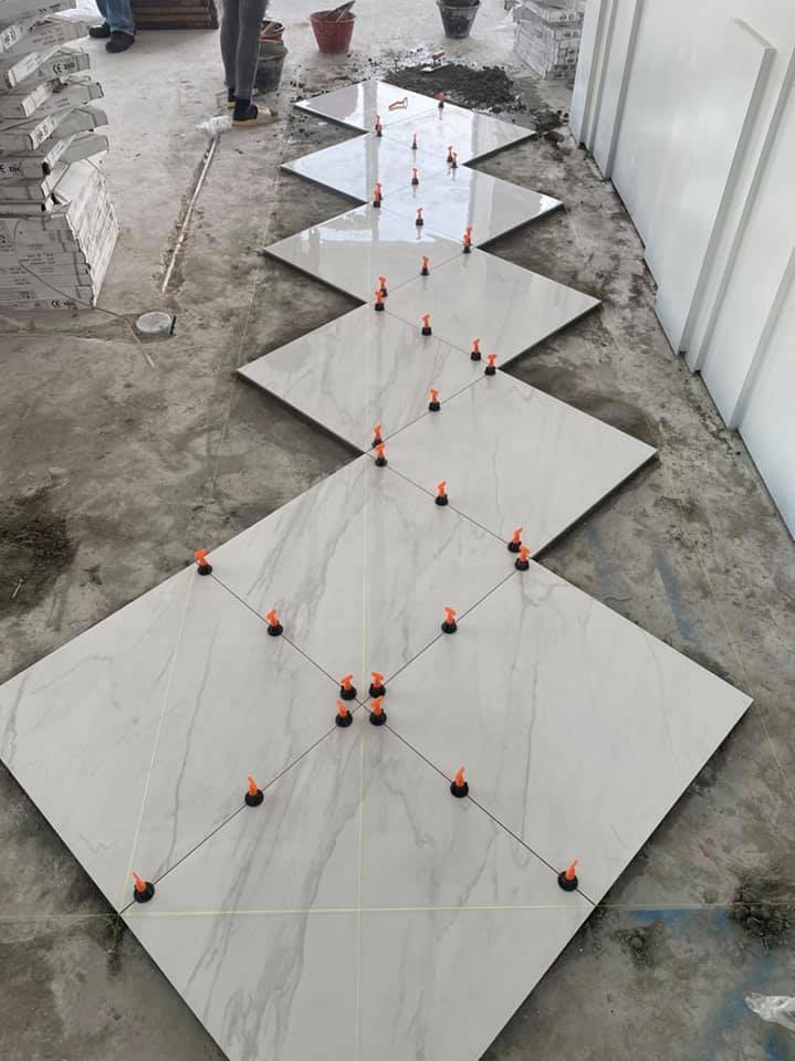 รับเหมาติดตั้ง กระเบี้อง หินอ่อน หินแกรนิต งาน Facade งานตกแต่งทุกชนิด