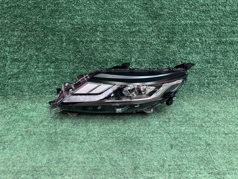 ไฟหน้า L Mitsubishi Pajero / Triton 2020-2024