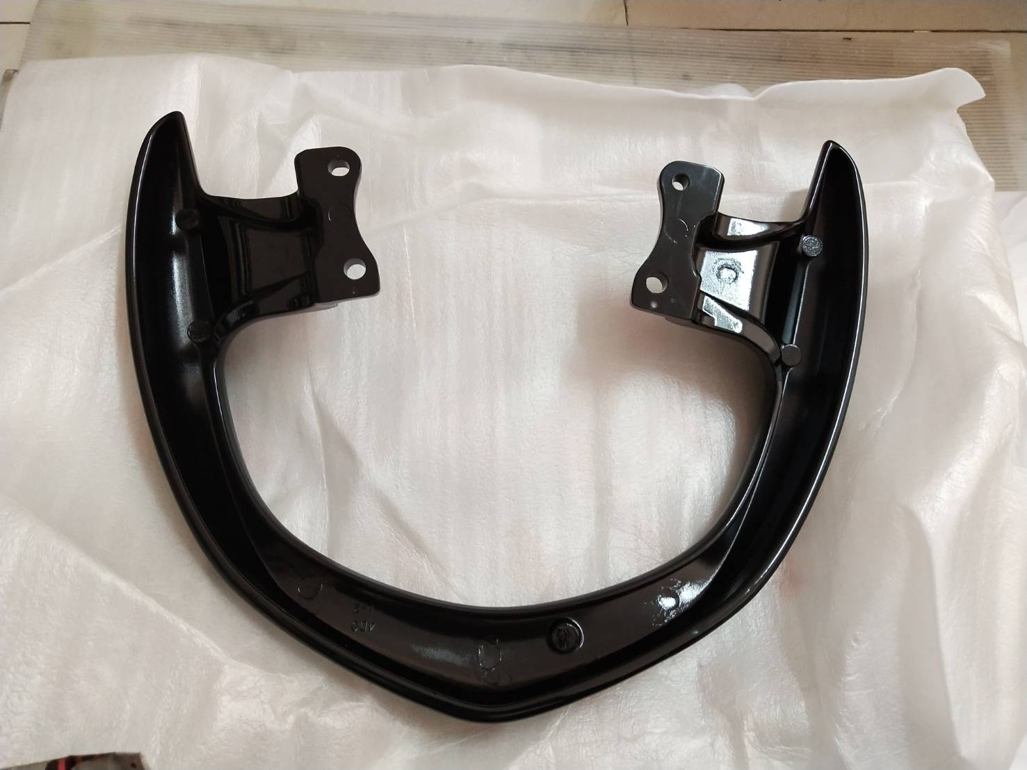 กันตกสีดำ ฟีโน่คาร์บูเกจ์แยก ปี2011 เท่านั้น FINO CLASSIC , FINO SPORT อะไหล่แท้ YAMAHA 4D0-F4773-00-P1