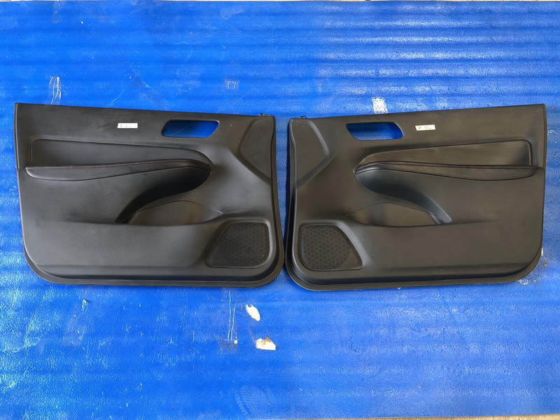 แผงประตู