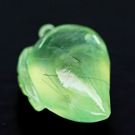 พรีไนท์แกะลายมะม่วง (Prehnite) 11.25 กะรัต