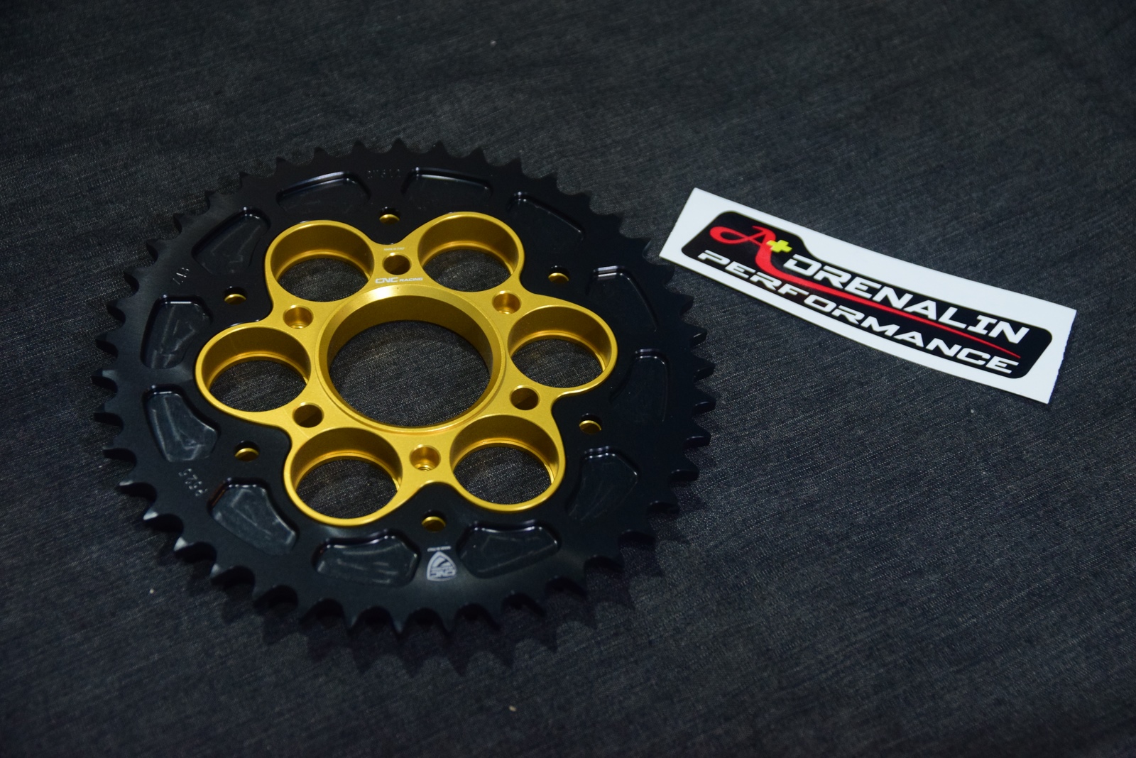 แคริเอ้อ cnc racing สำหรับ 1199