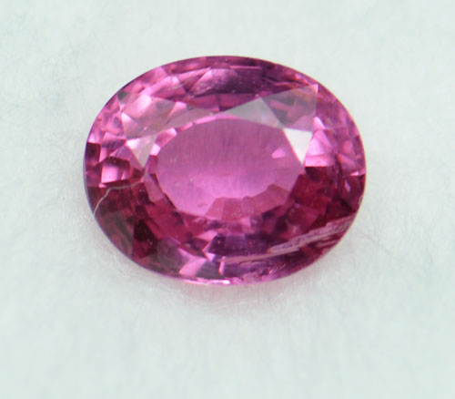 อัญมณีทับทิมสยาม (Ruby ) 0.615 กะรัต