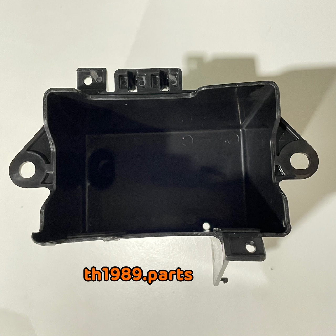 กล่องใส่แบตเตอรี่ ดรีม ซูเปอร์คัพ DREAM110i SUPER CUB 2014 2016 อะไหล่แท้ HONDA 50380-KZV-T00