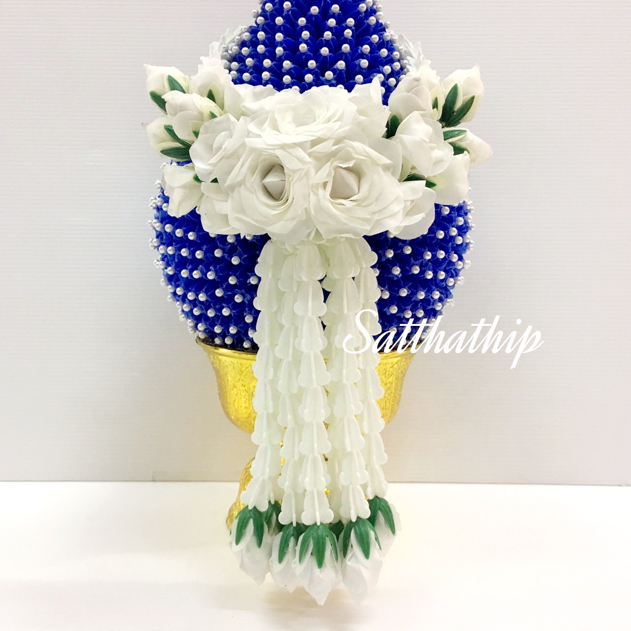 พานพุ่มดอกรักประดิษฐ์ [8"]