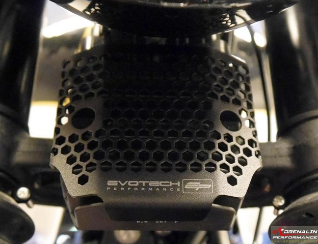 Evotech - การ์ดจานไฟ (Rectifier Guard) สำหรับ Bonneville T120