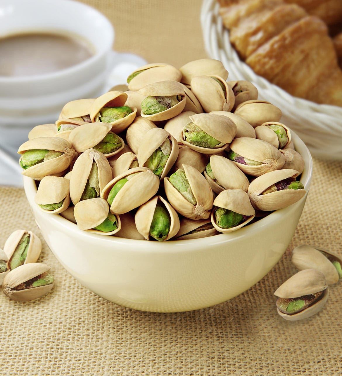 พิสตาชิโออบเกลือ Pistachios Salted ตรา ทองการ์เด้นขนาด 400 ก. (05-5001)