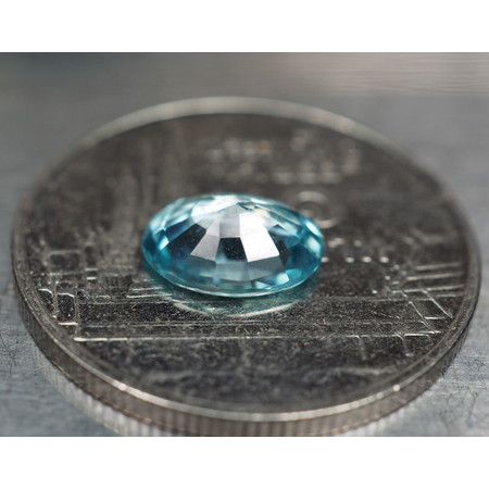 เพทาย (Blue Zircon) 1.20 กะรัตสีฟ้า