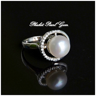 Silver Pearl Ring by Phuket Pearl Gem
