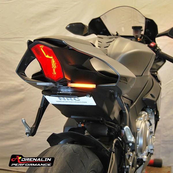 ท้ายสั้น พร้อมไฟเลี้ยว NRC สำหรับ R1 2015+