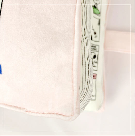 หมอน,หมอนสกรีนตามแบบ,หมอนรูปหนังสือ,ผลิตตามลายที่ต้องการ ขนาด24*32*14cm