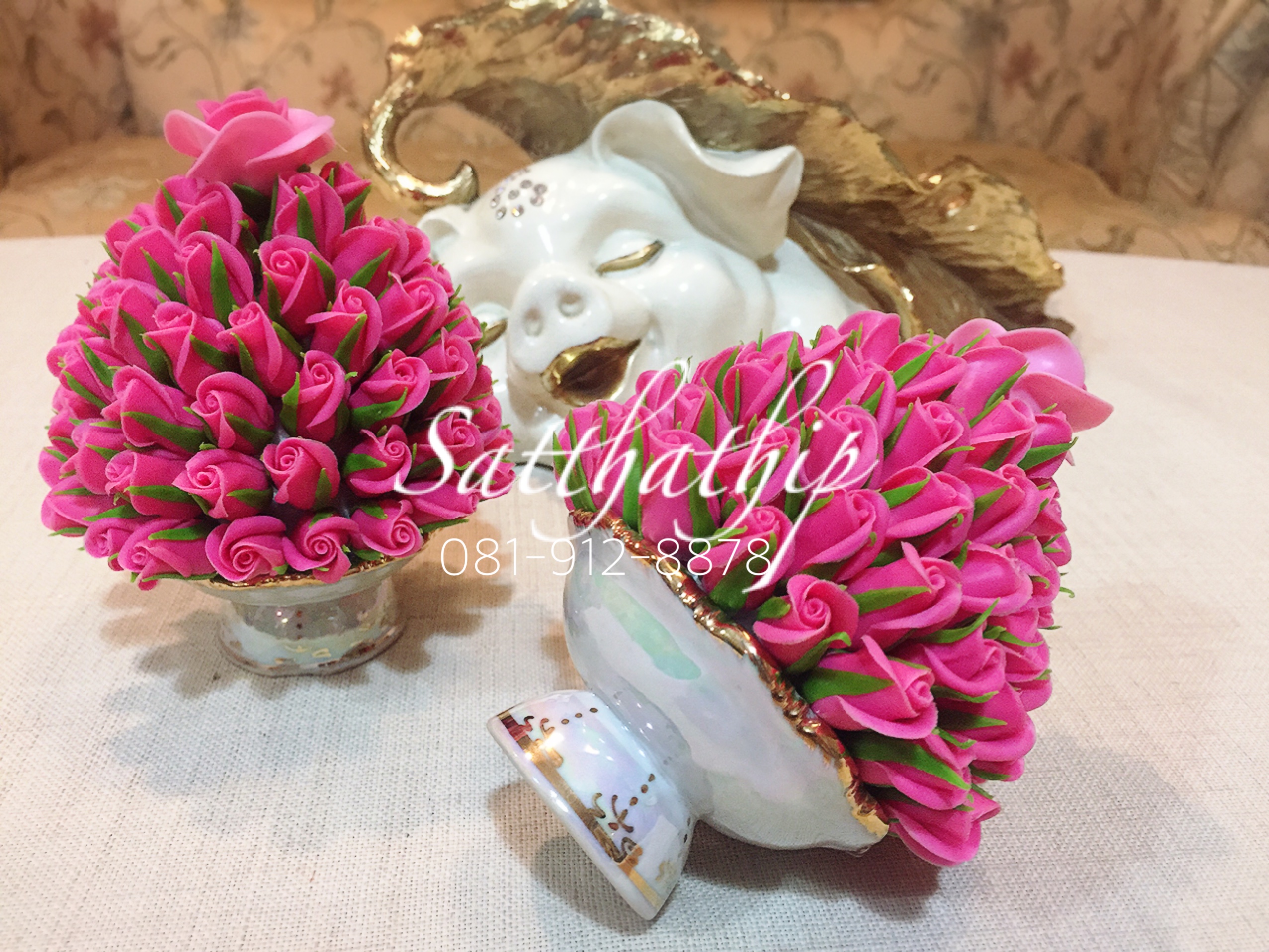 พานพุ่มดอกกุหลาบ ประดิษฐ์จากดิน [3.5 นิ้ว 1,100 บาท/คู่]