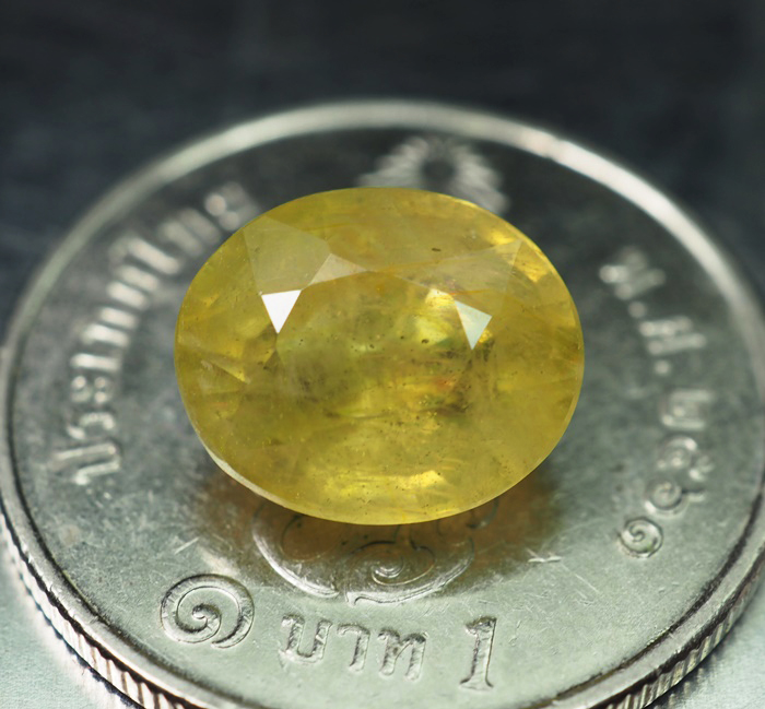 บุษราคัมอัฟริกาสีเหลือง (Sapphire) 3.55 กะรัต
