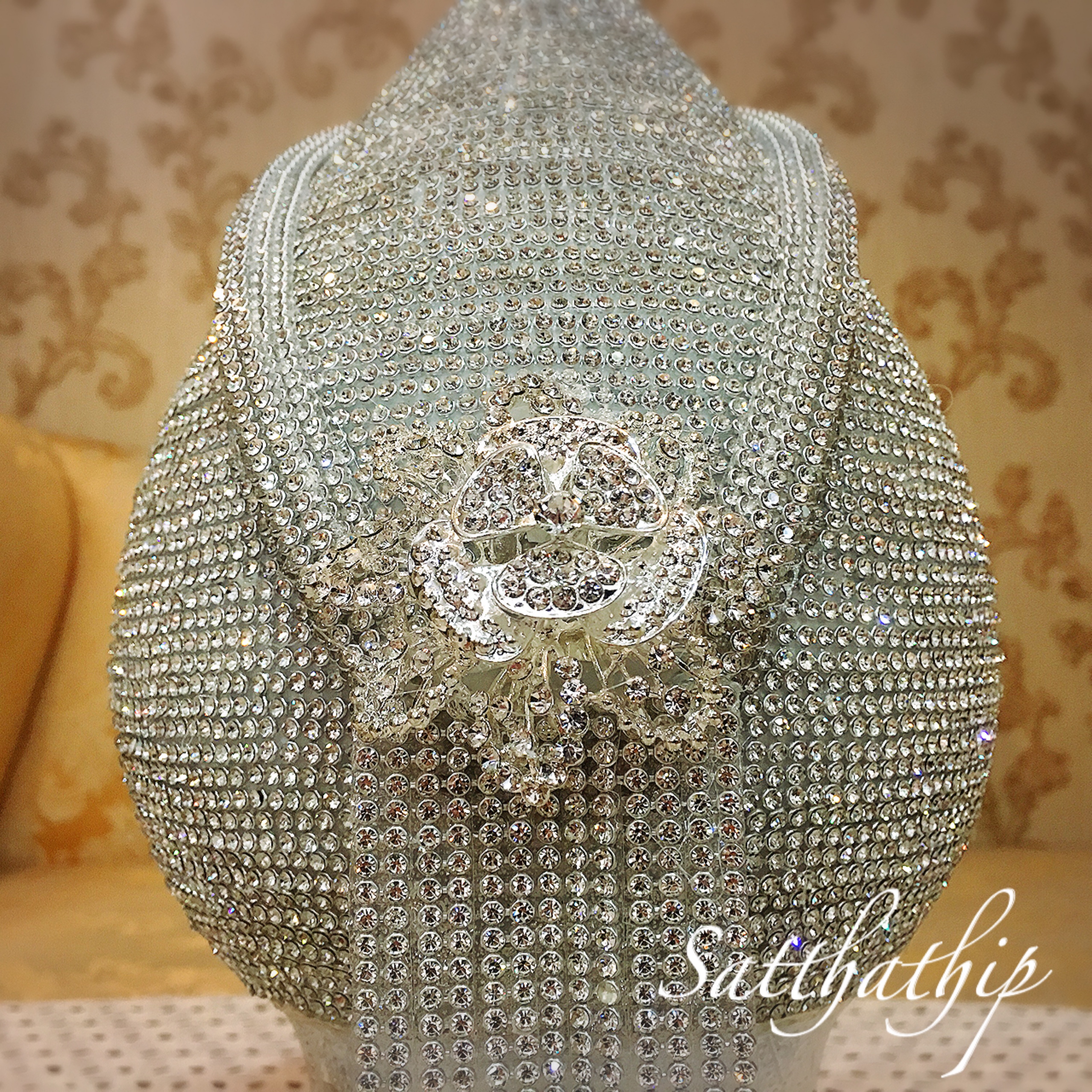 พานพุ่มเงินทอง [6 นิ้ว/ 3,300 บาท/คู่]