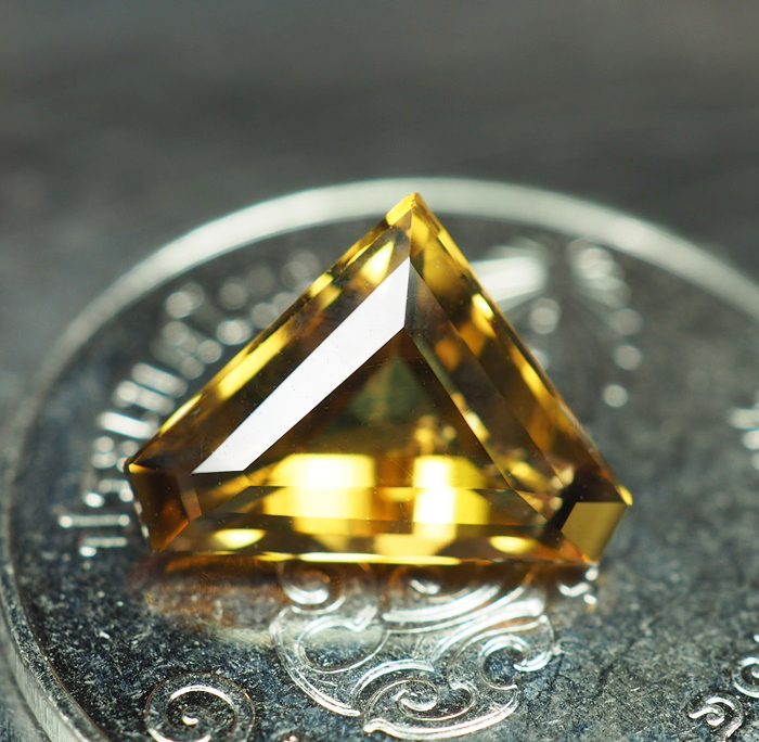 พลอยซิทริน (Citrine) 1.65 กะรัต