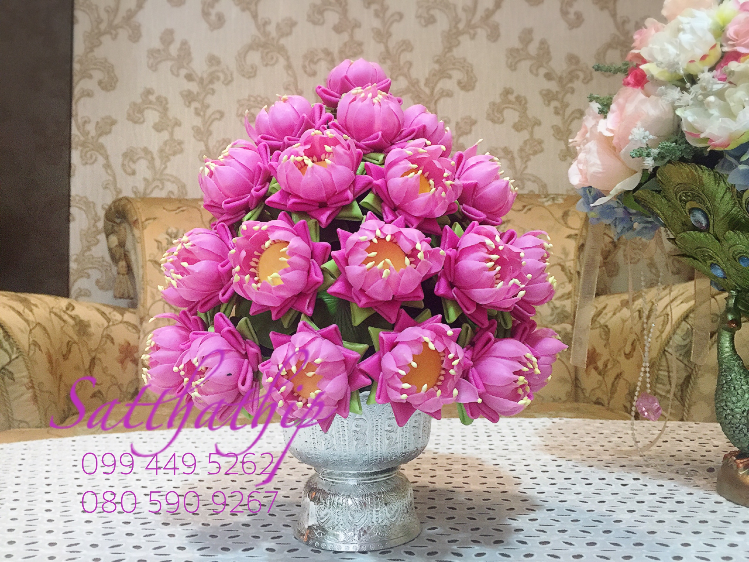 พานพุ่มดอกบัวประดิษฐ์ [9.5 นิ้ว 5,700 บาท/คู่]