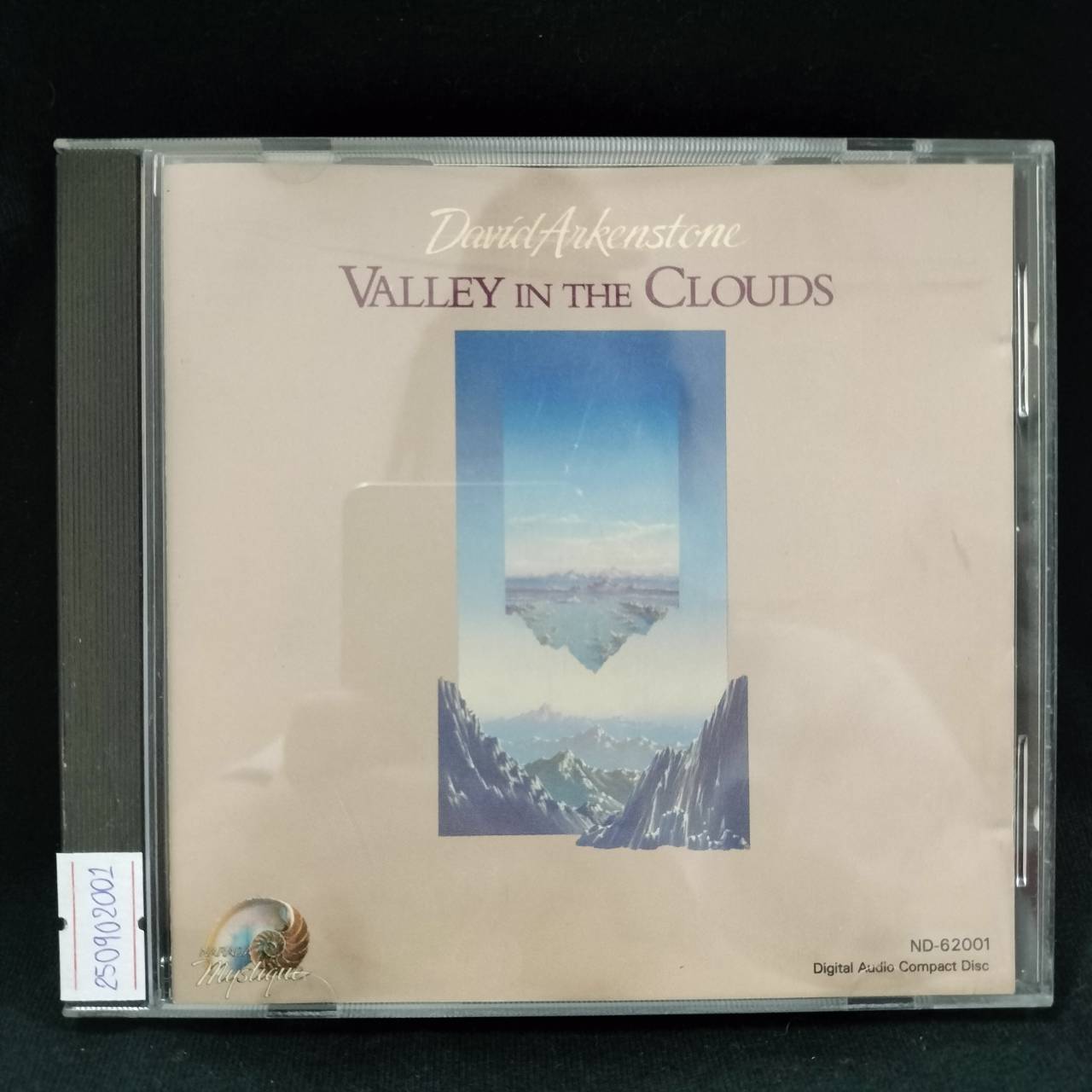 David Arkenstone – Valley In The Clouds / USA / แผ่นดี