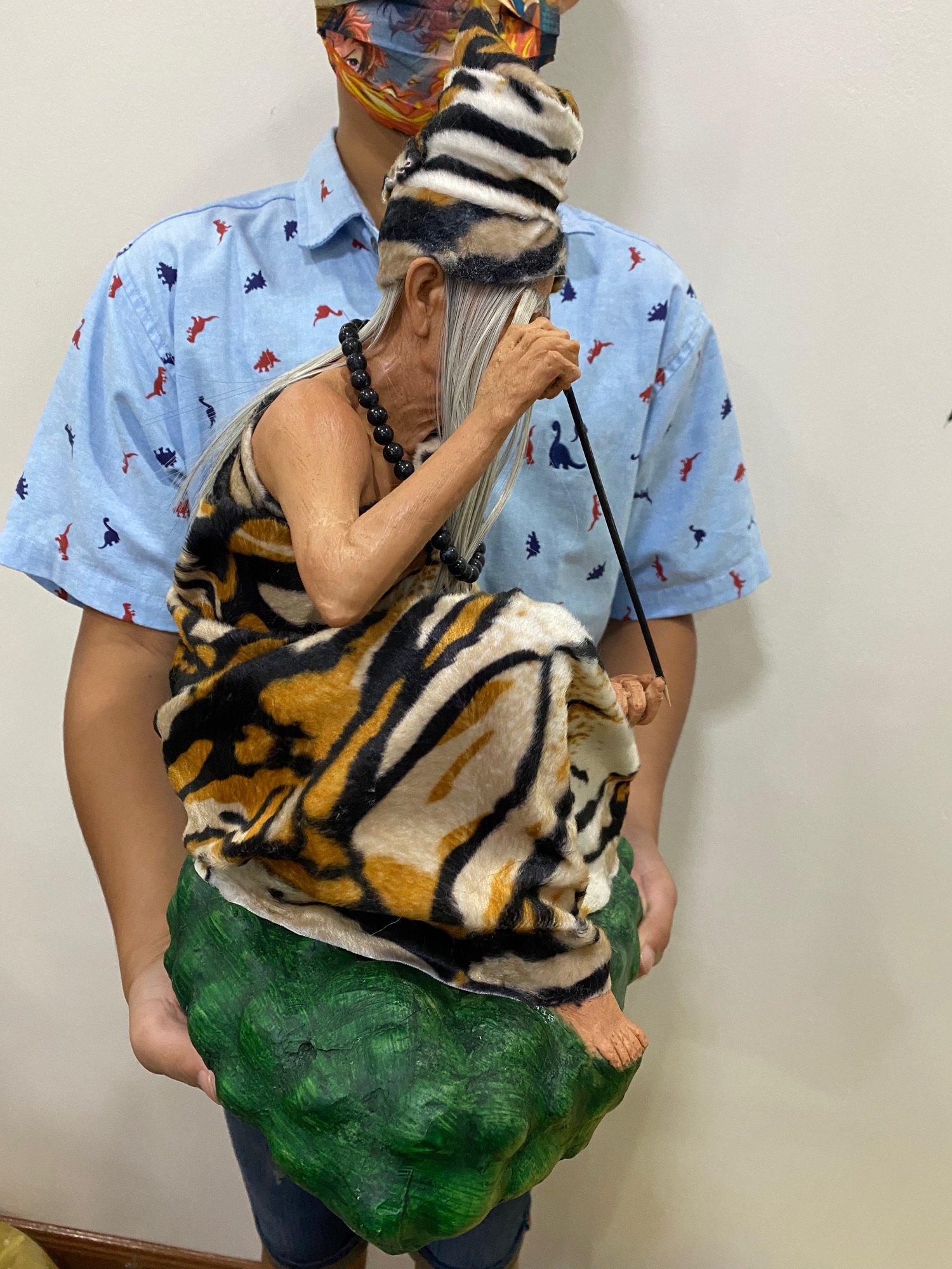 ฤาษีสักยันต์ สูง17นิ้ว กว้าง 12 นิ้ว องค์ใหญ่