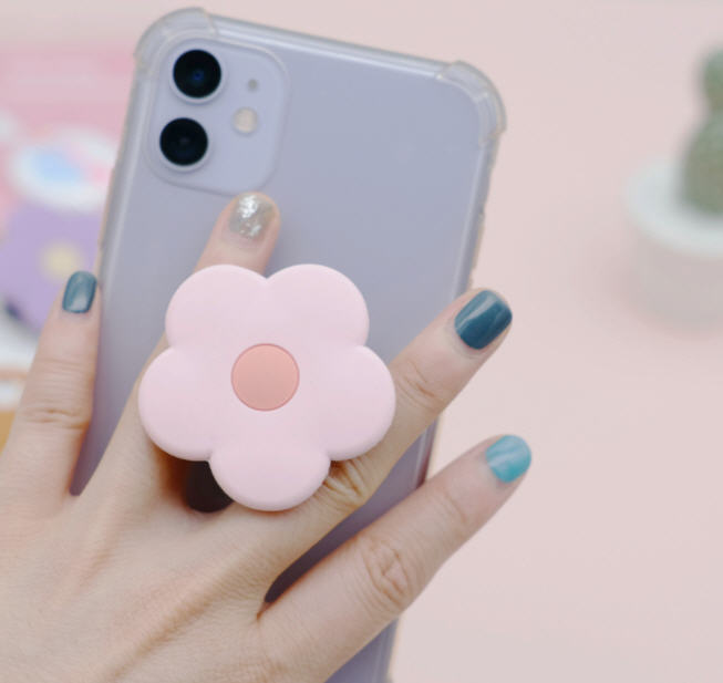 โรงงานผลิต,อุปกรณ์เสริมมือถือยางหยอด,อุปกรณ์ยึดโทรศัพท์ติดกับนิ้ว,แหวนมือถือ,แหวนโทรศัพท์,รับสกรีนโลโก้,ออกแบบเอง,ที่ยึดมือถือ