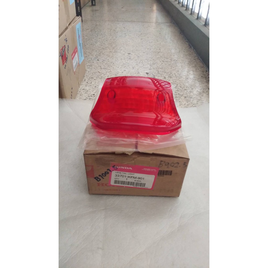 33701-KFM-901 เลนส์ไฟท้าย ดรีมC100P สำหรับรุ่น DREAM C100P อะไหล่แท้ HONDA