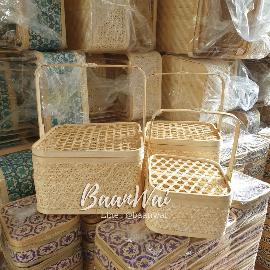 กล่องปิ่นโตไม้ไผ่ ปิ่นโตไม้ไผ่ ลายพิกุล ทรงสี่เหลี่ยม ฝาสานโปร่ง (สีธรรมชาติ)