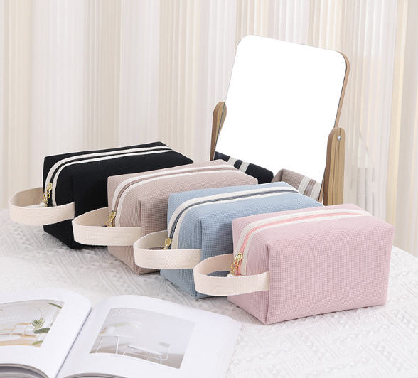 กระเป๋าใส่เครื่องสำอาง,กระเป๋าเครื่องสำอาง,18*10*10cm