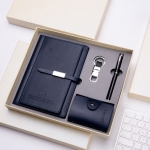 ชุดเซ็ทสมุดโน๊ต,ชุดกิ๊ฟเซ็ตสมุดโน๊ต+ปากกา+ที่ใส่นามบัตร+พวงกุญแจ