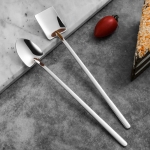 ช้อน,พลั่วรูปช้อนกินข้าว