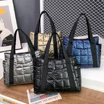 กระเป๋าบุนวม,กระเป๋าสะพายสำหรับผู้หญิง