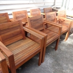 เก้าอี้ไม้เนื้อแข็ง ทนแดด ทนฝน "เก้าอี้กรุง"