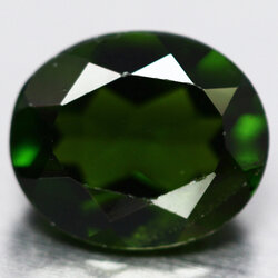 พลอยกรีนโครมดิออฟไซด์ 1.12 กะรัต