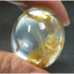 โป่งข่ามพม่าแก้วกาบทองและแก้วขนเหล้ก 50.05 กะรัต