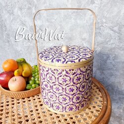 ปิ่นโตไม้ไผ่ ลายพิกุล ทรงกลม ขนาด 8*8 นิ้ว