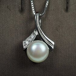 จี้เงินชุบทองคำขาวประดับไข่มุกแท้ 9 มม.