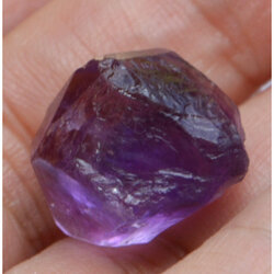 ก้อนพลอยอเมทิสต์ 20.85 กะรัตสำหรับสะสม