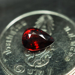 พลอยโกเมนสเปคซาไทร์ 1.05 กะรัตแดง