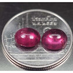 พลอยทับทิม 3.33 กะรัต 2 ชิ้นสีชมพูแดง