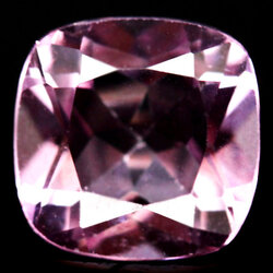 พลอยโทแพซสีชมพู 1.70 กะรัต