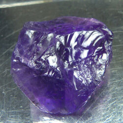 ก้อนพลอยอเมทิสต์ 53.90 กะรัตสำหรับสะสม