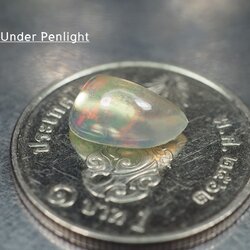 โอปอลหลากสี 1.20 กะรัต