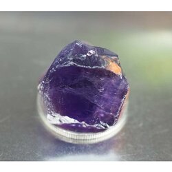 ก้อนพลอยอเมทิสต์ 33.25 กะรัตสำหรับสะสม