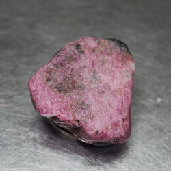 ก้อนพลอยทับทิมดิบ 57.55 กะรัต