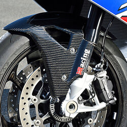บังโคลนหน้า คาร์บอน Magical Racing จาก Japan สำหรับ S1000RR 20+
