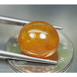 บุษราคัมอัฟริกาสีเหลือง 12.10 กะรัต