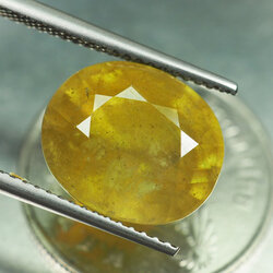 บุษราคัมอัฟริกาสีเหลือง (Sapphire) 9.75 กะรัต